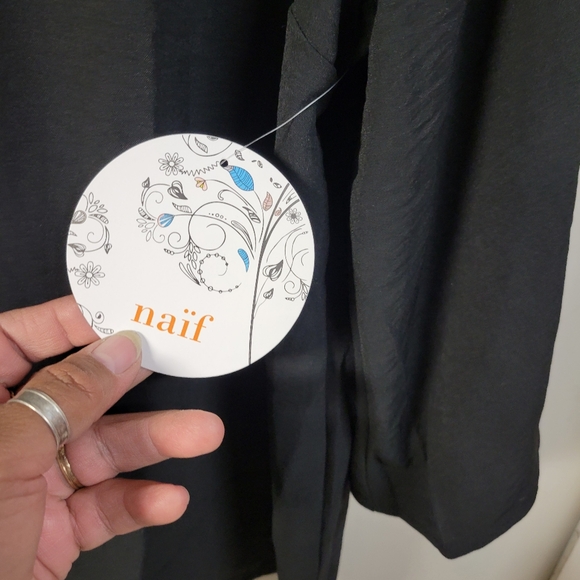 Beautiful Elegant Blouse - Picture 4 of 5